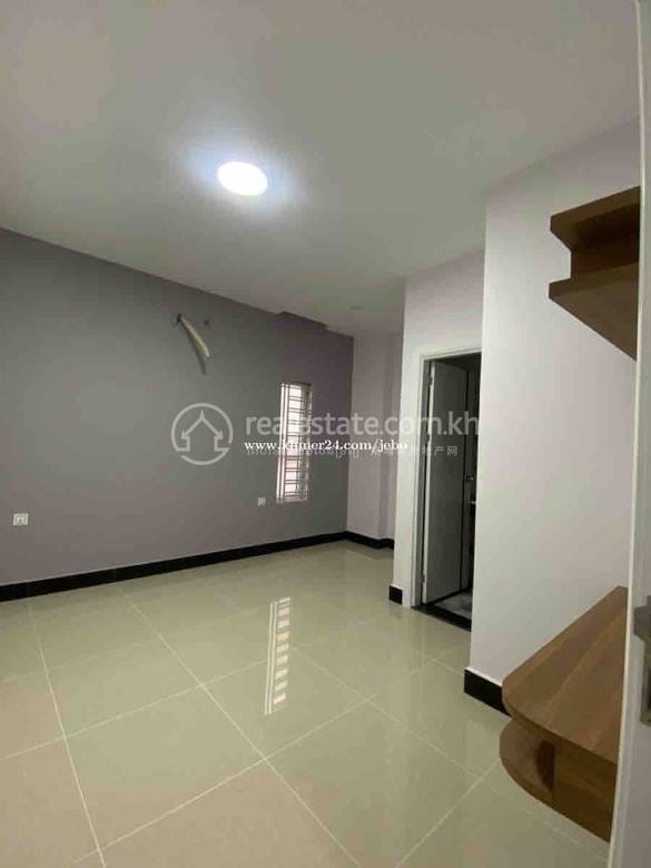 House and lot Na prodej in Dangkao $69,000