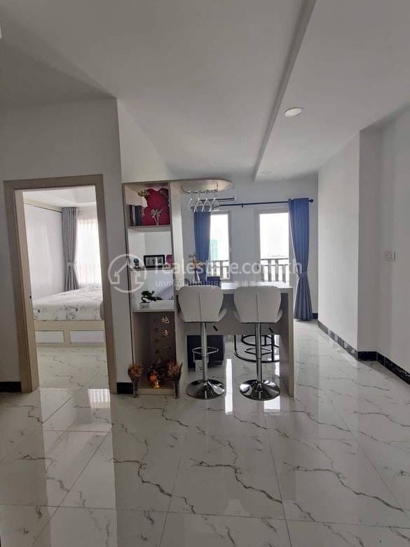 Apartment For Rent with 1 Parking Space