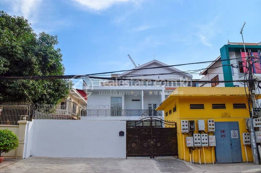 别墅出租，位于万景岗1分区（BKK1), 波哥堪, 金边