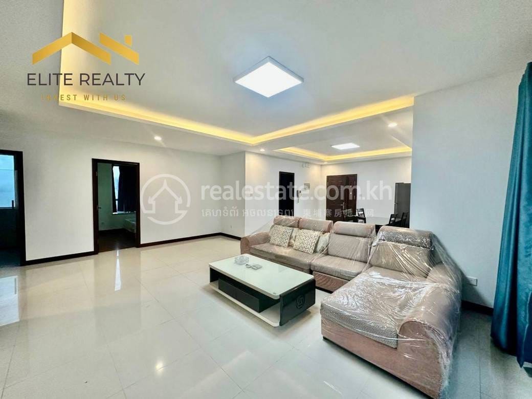 $1,400 Flat
