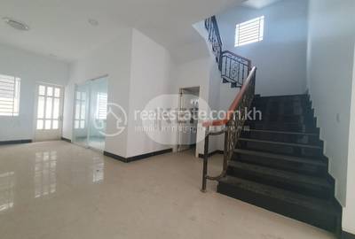  , Preaek Lieb, Chroy Changvar, Phnom Penh