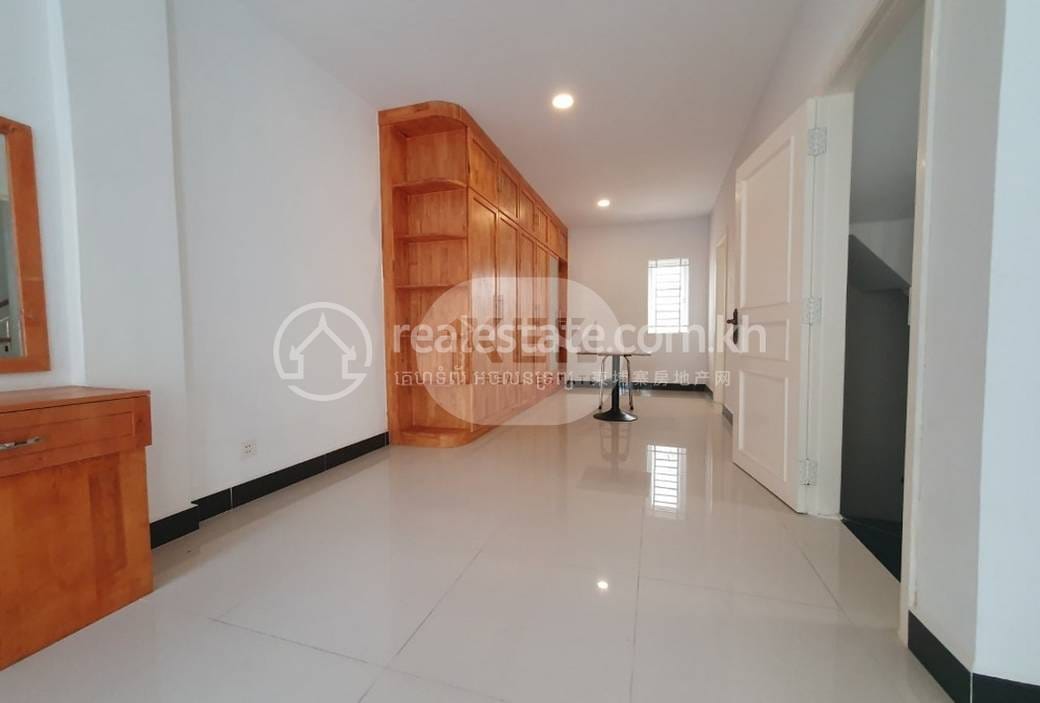 Preaek Lieb Link House For Sale in Preaek Lieb
