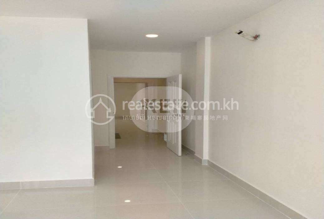 Veal Sbov Flat House Na prodej in Veal Sbov