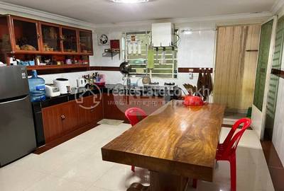 Meanchey排屋出售，位于Meanchey