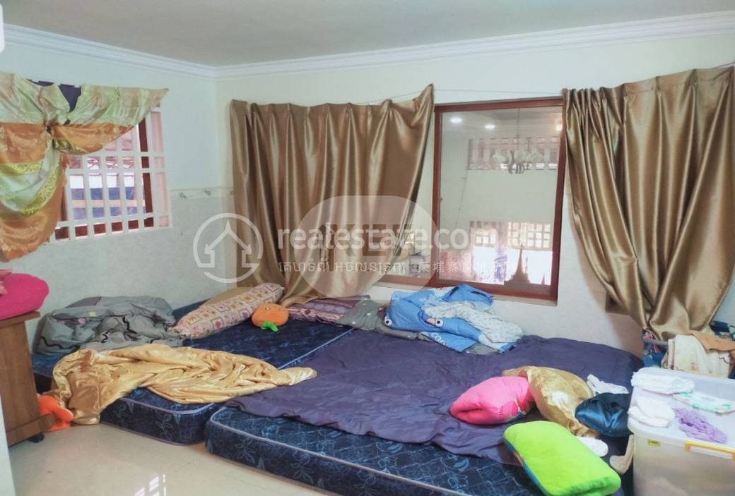 Meanchey排屋出售，价格$155,000