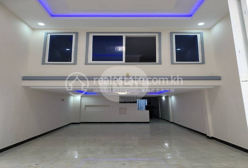 House and lot សំរាប់លក់ នៅ, ចាក់អង្រែក្រោម, មានជ័យ, ភ្នំពេញ