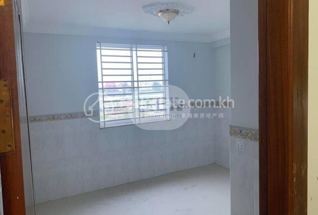 Meanchey排屋出售，价格$105,000