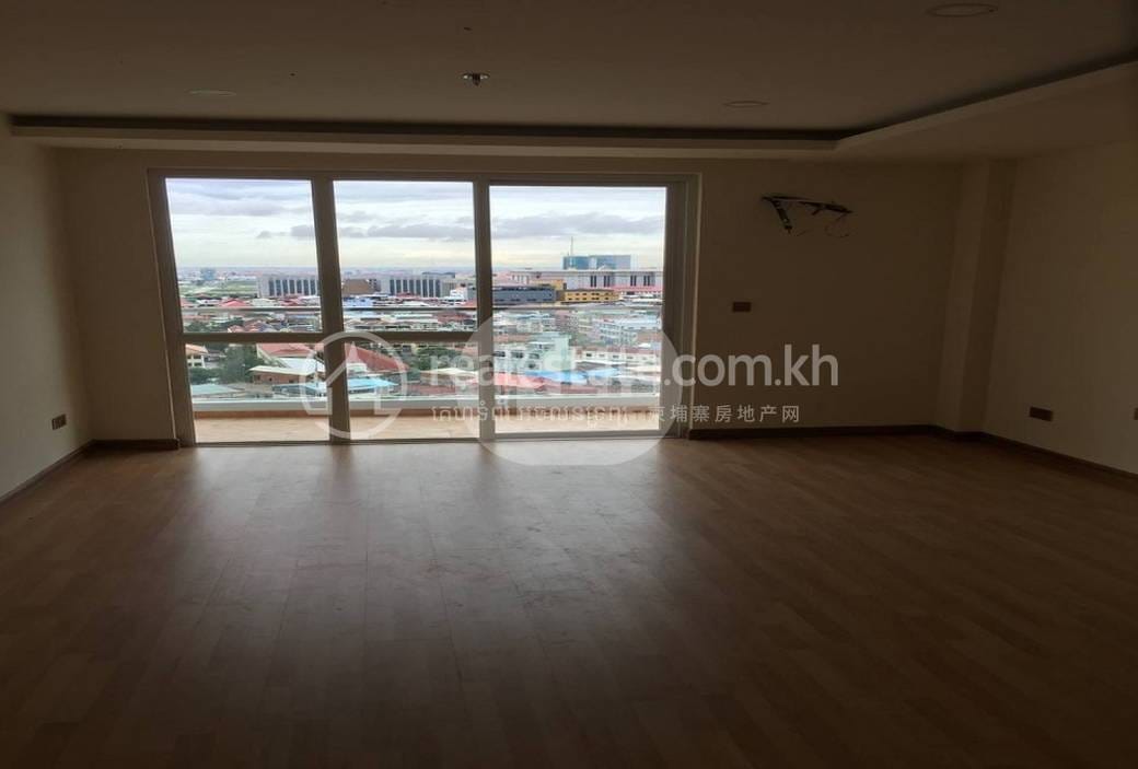 7 Makara公寓出售，价格$85,000
