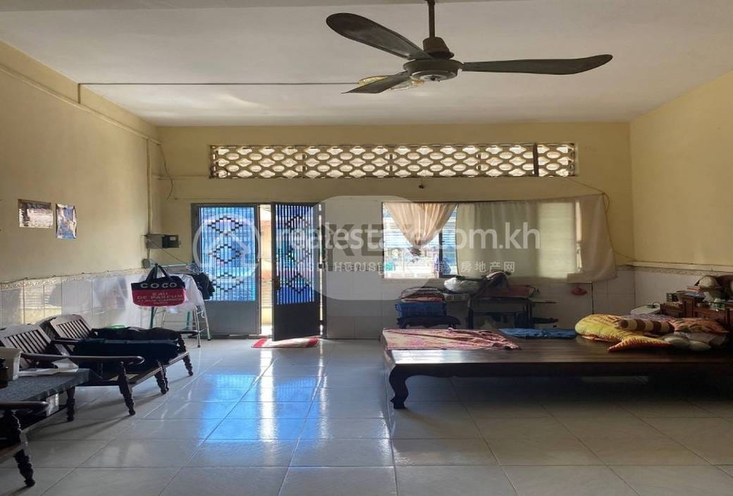 Flat House For Sale in Boeung Prolit, 7 Makara, Phnom Penh