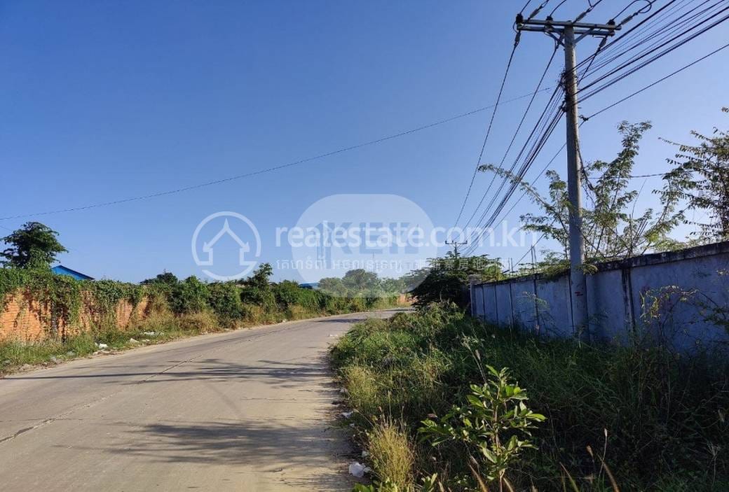 ដី សំរាប់ជួល ទំហំដី 2,842 ម៉ែត្រការ៉េ ក្នុងតម្លៃ $1,500