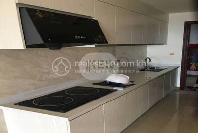  , Ou Ruessei 1, 7 Makara, Phnom Penh