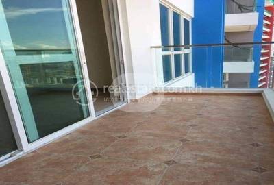  , Ou Ruessei 1, 7 Makara, Phnom Penh