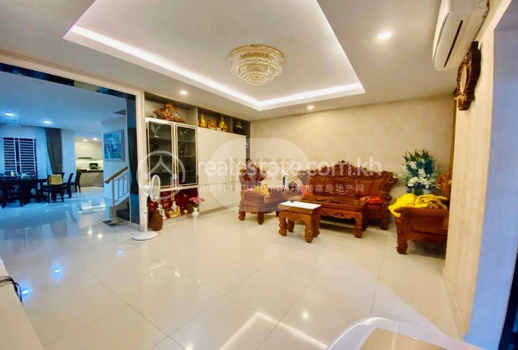 Villa Jumelle À louer à, Nirouth, Chbar Ampov, Phnom Penh