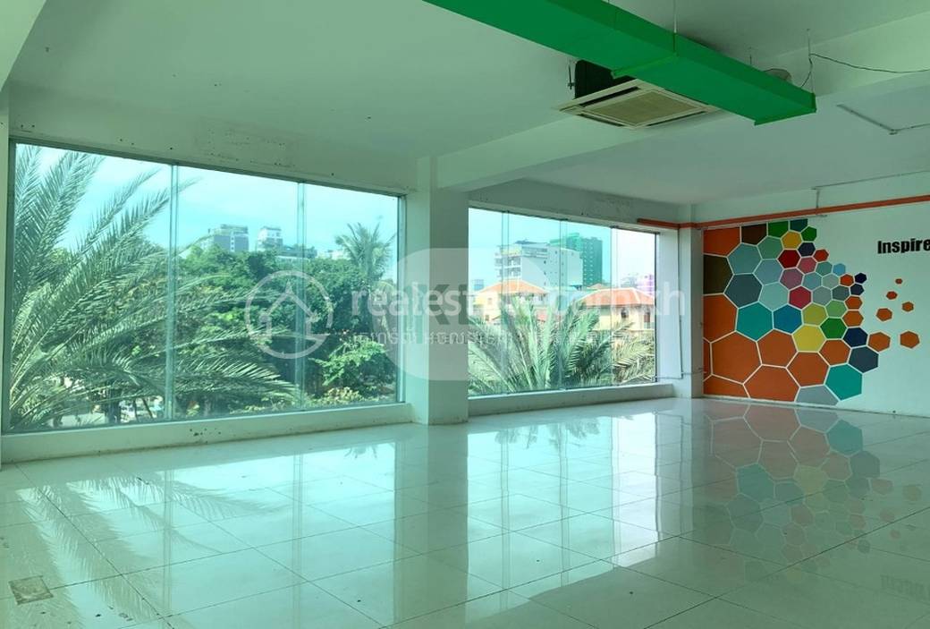 อาคารสำนักงาน สำหรับเช่า ใน, โตนเลบาสัก, จัมการมอน, พนมเปญ
