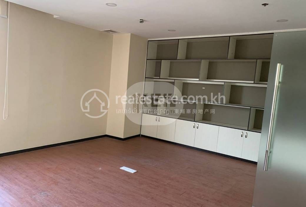 Tonle Bassac อาคารสำนักงาน สำหรับเช่า ใน Tonle Bassac
