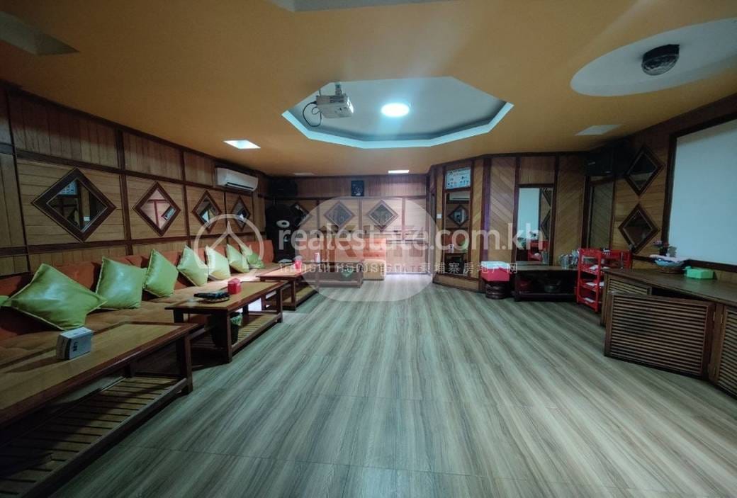 Toul Korkの建築For Sale & Rent $4,500,000