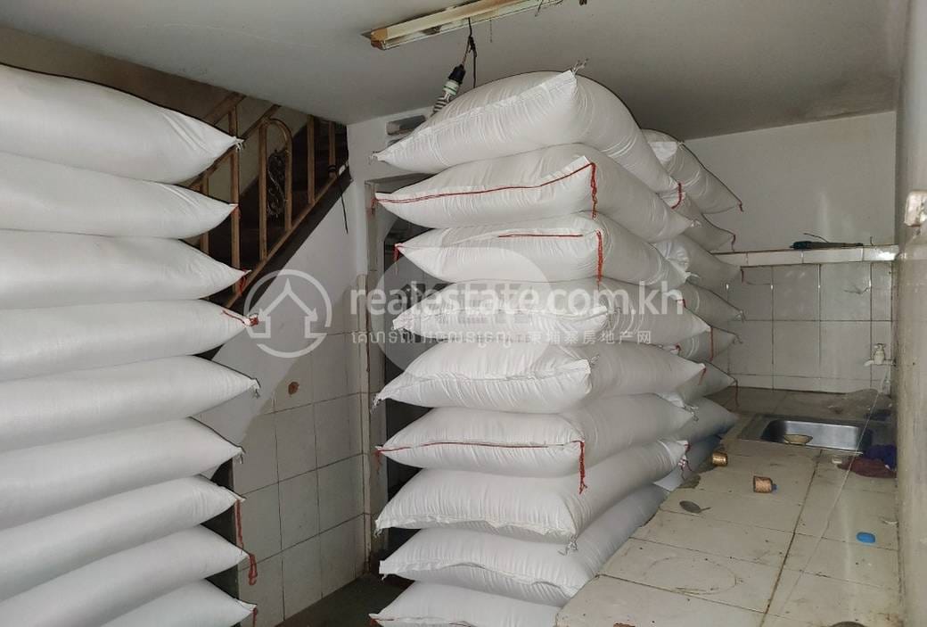 Shophouse For Sale & Rent in Phsar Daeum Kor, Toul Kork, Phnom Penh