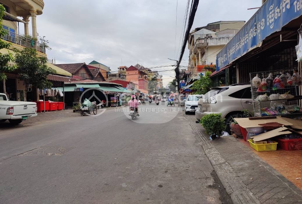 Phsar Daeum Kor Shophouse For Sale & Rent in Phsar Daeum Kor
