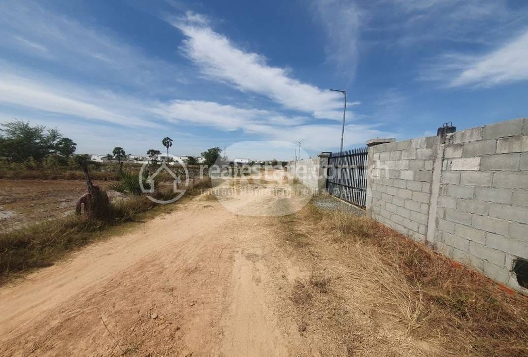 Relief À vendre de 600 m² de terrain pour $95,000