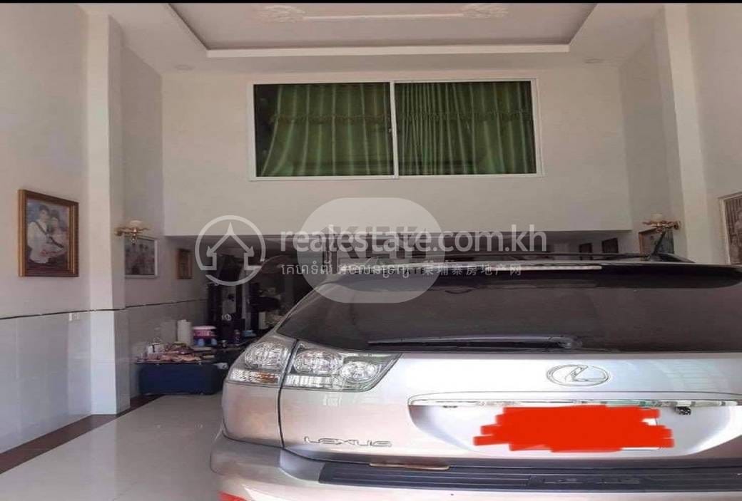 แฟลตเฮ้าส์ สำหรับขาย ใน Kakab 1, โปร์แซนเจย, พนมเปญ