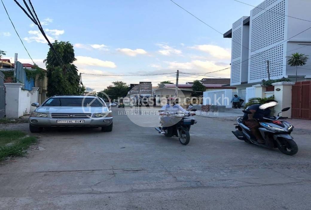 Flat House For Sale in Russey Keo $250,000