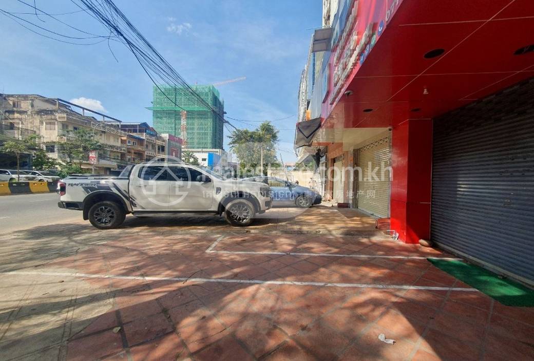 店屋出售，位于Veal Vong镇, 马卡拉区, 金边