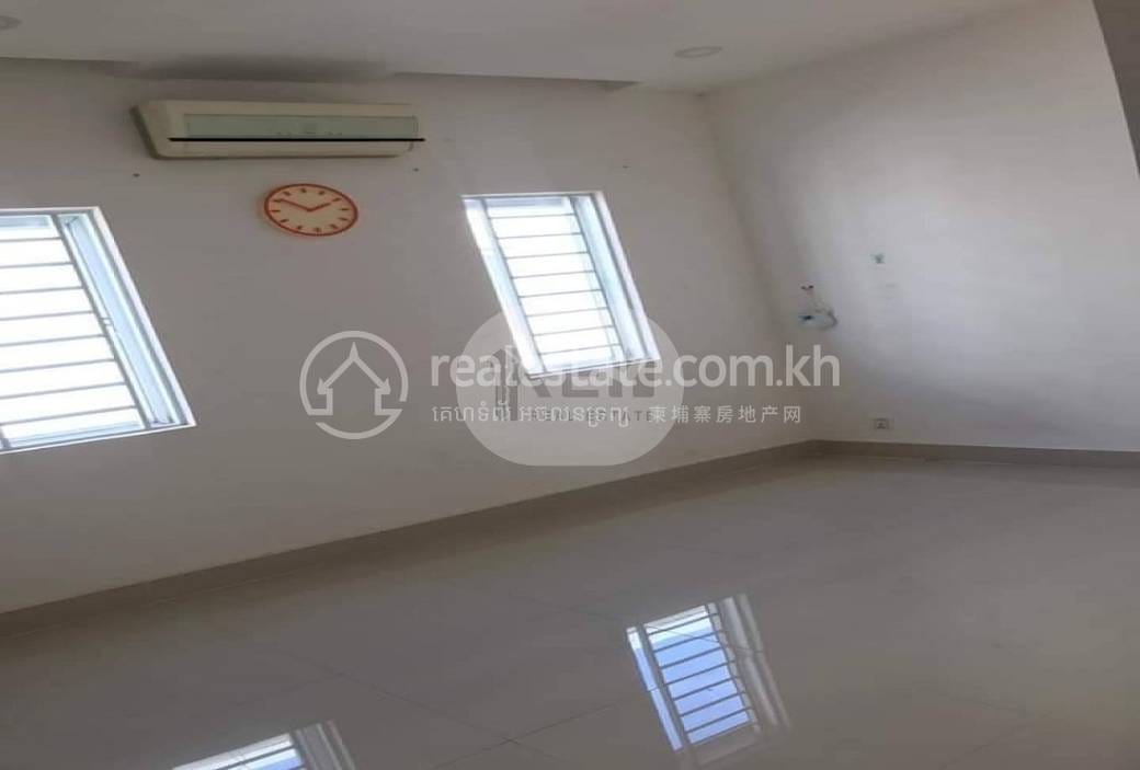 Flat House For Sale in Prek Pnov $50,000