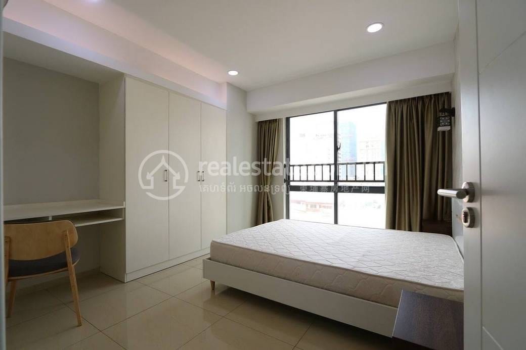 BKK 1 Shophouse For Rent in BKK 1