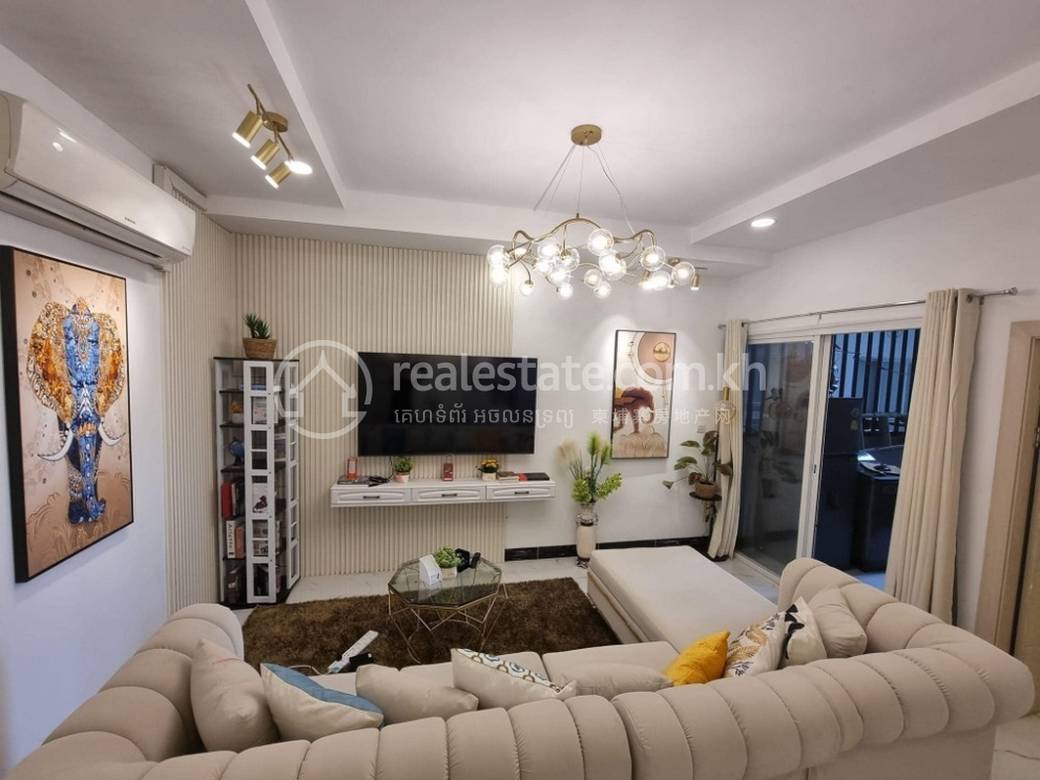 $600 Condo