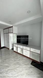 Apartment For Rent with 1 Parking Space