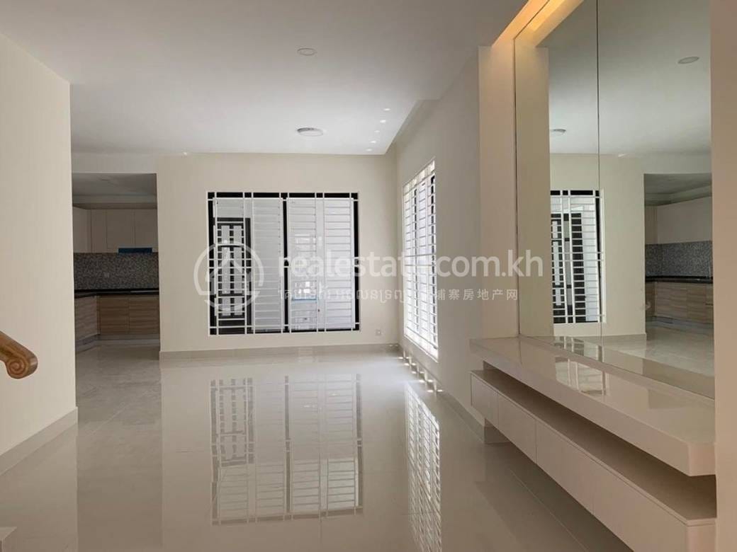 4卧室双子别墅出租，价格$1,500