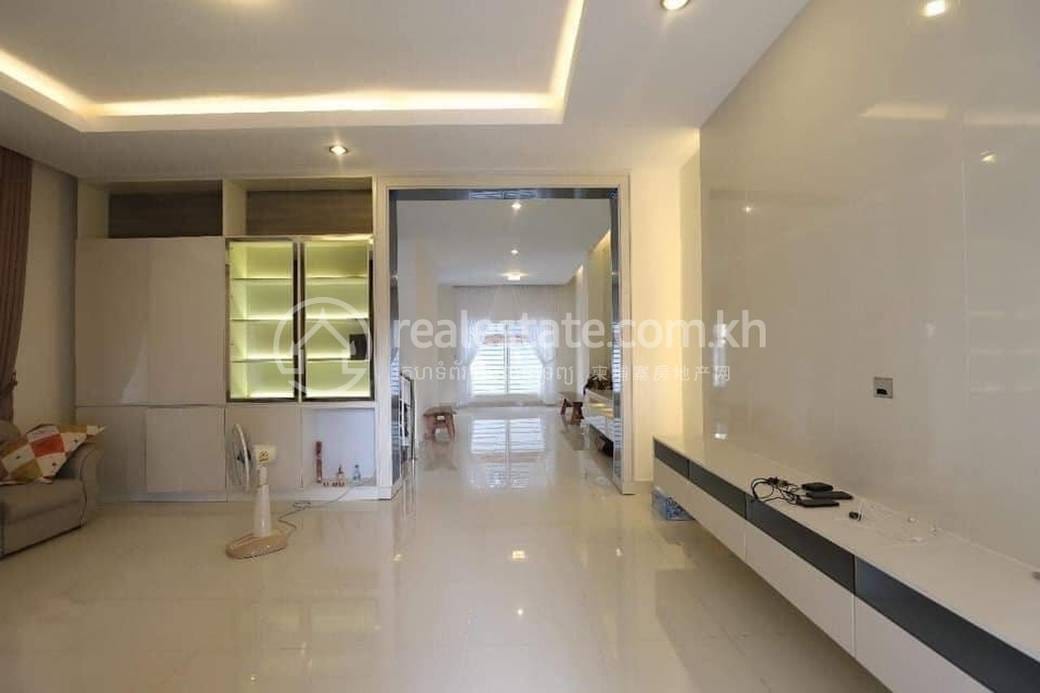 Phnom Penh Thmey双子别墅出租，位于Phnom Penh Thmey