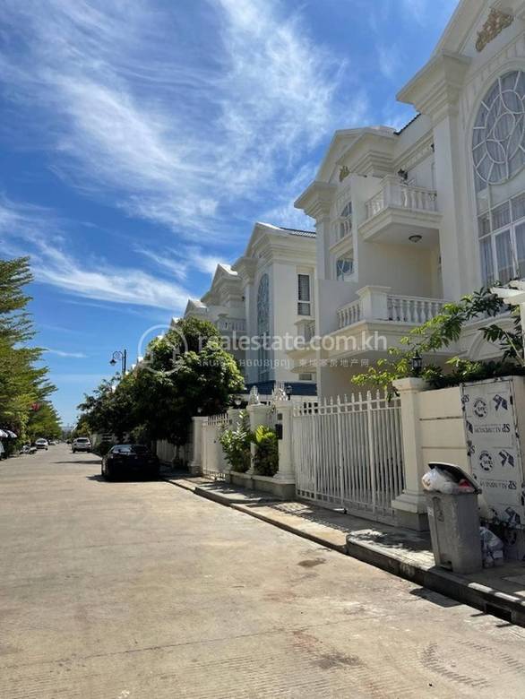 Chroy Changvar House and lot Na wynajem w Chroy Changvar