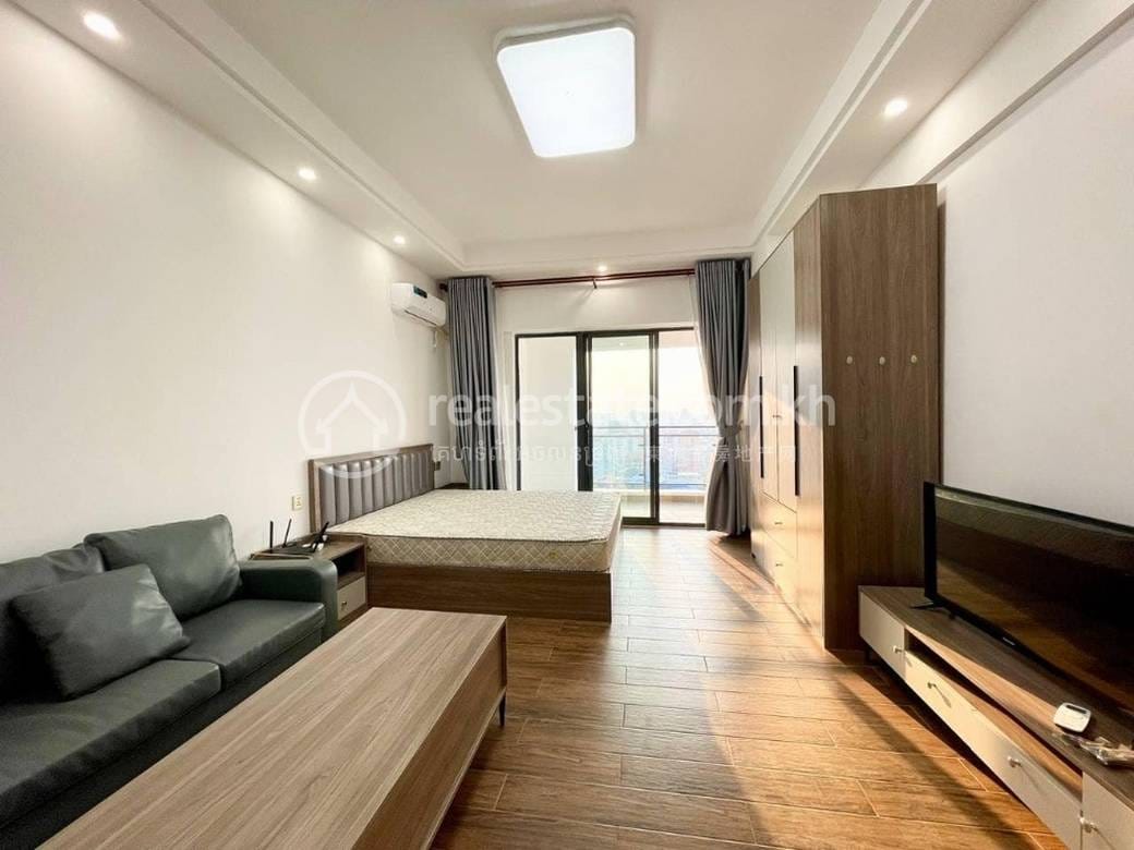 Apartment For Rent in Chamkarmon $3,500