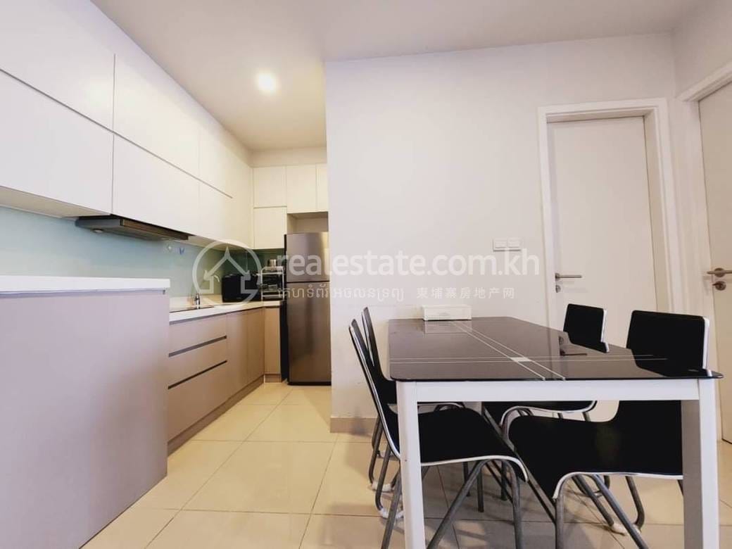 Apartment For Rent in Chamkarmon $1,300