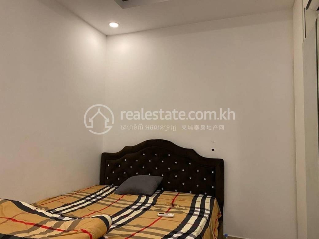 Condo For Rent in Chamkarmon $650
