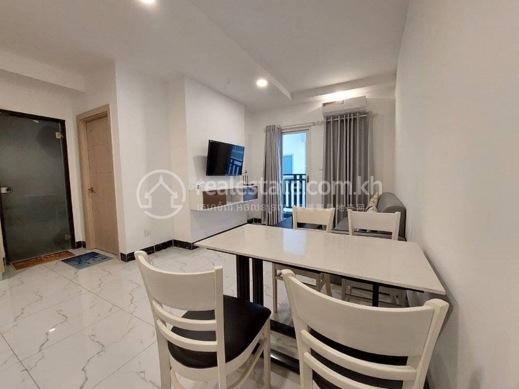Condo For Rent in Chamkarmon $350