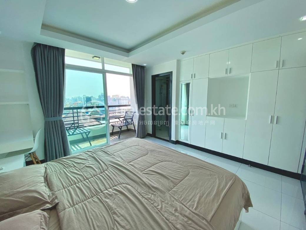 Apartment For Rent with 1 Parking Space