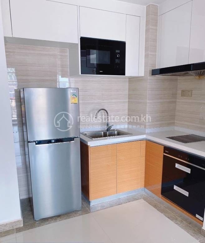 Chbar Ampov套房出租，价格$400