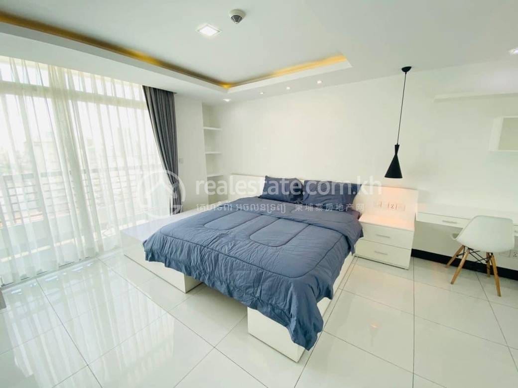 Tonle Bassac Condo For Rent in Tonle Bassac