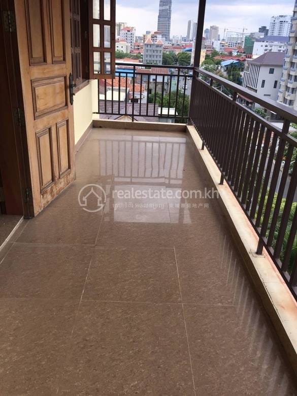 Boeng Keng Kang Serviced Apartment For Rent in Boeng Keng Kang
