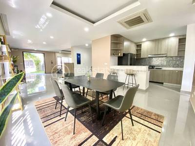 residential Villa for rent ใน Russey Keo รหัส 227597