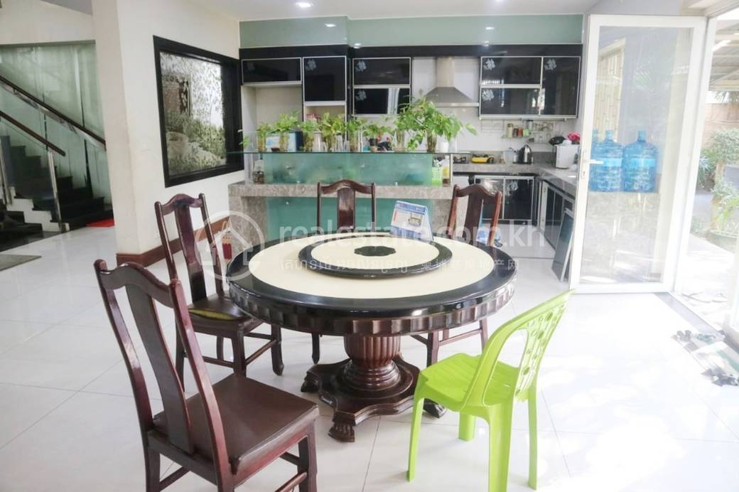 Boeng Keng Kang Villa For Sale in Boeng Keng Kang