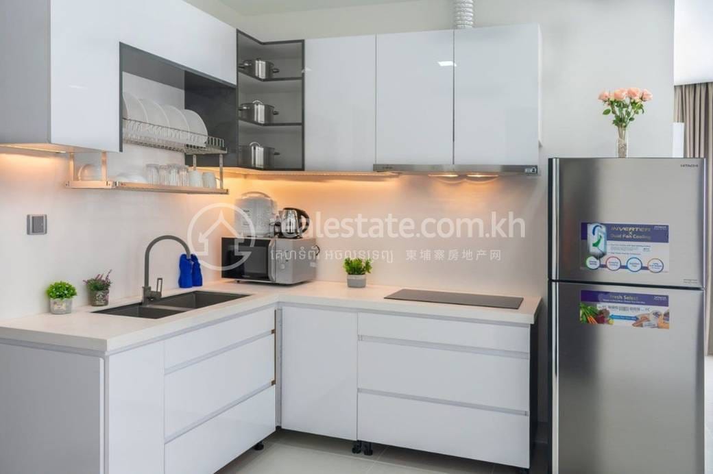 Chamkarmon Apartment For Rent in Tonle Bassac Chamkarmon $1,400