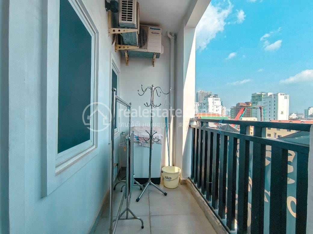 Olympic Apartment For Rent in Olympic