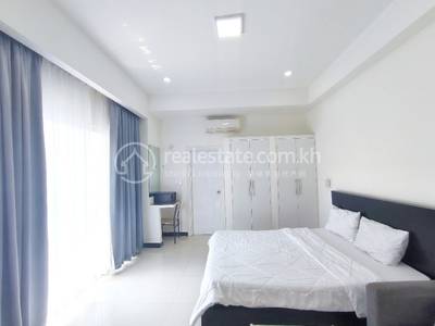 Tonle Bassac, Chamkarmon, Phnom Penh