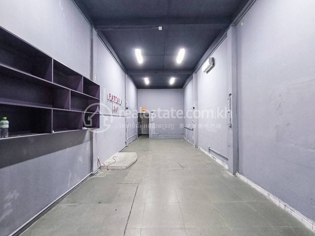 店屋出售，位于新街市3分区, 隆边区, 金边