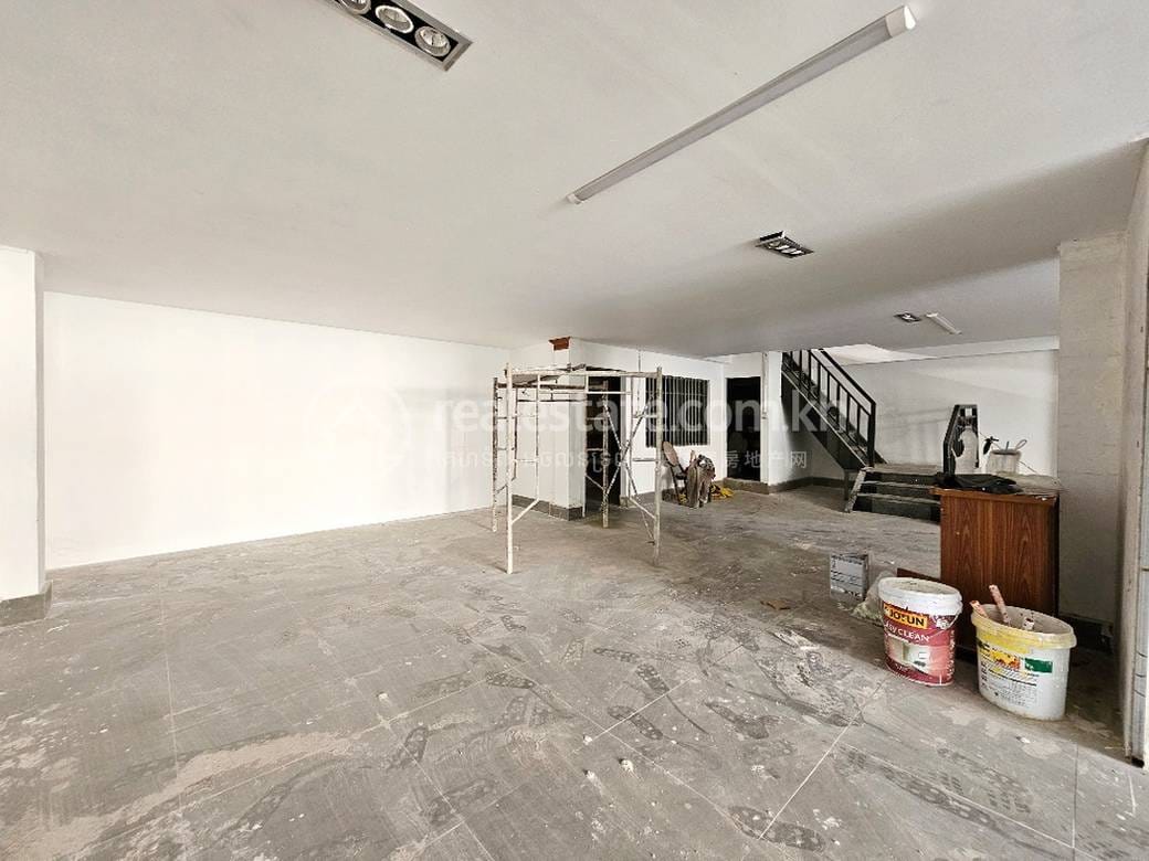 $2,800 Shophouse