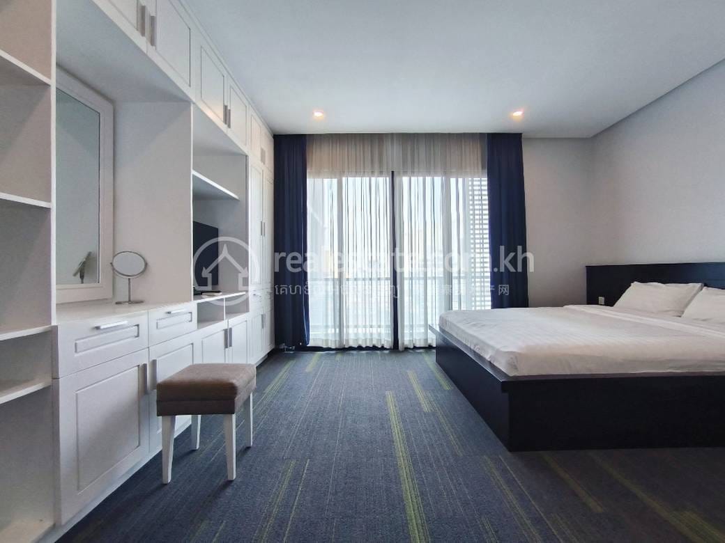 185 sqm Living Size Apartment For Rent in Boeng Keng Kang