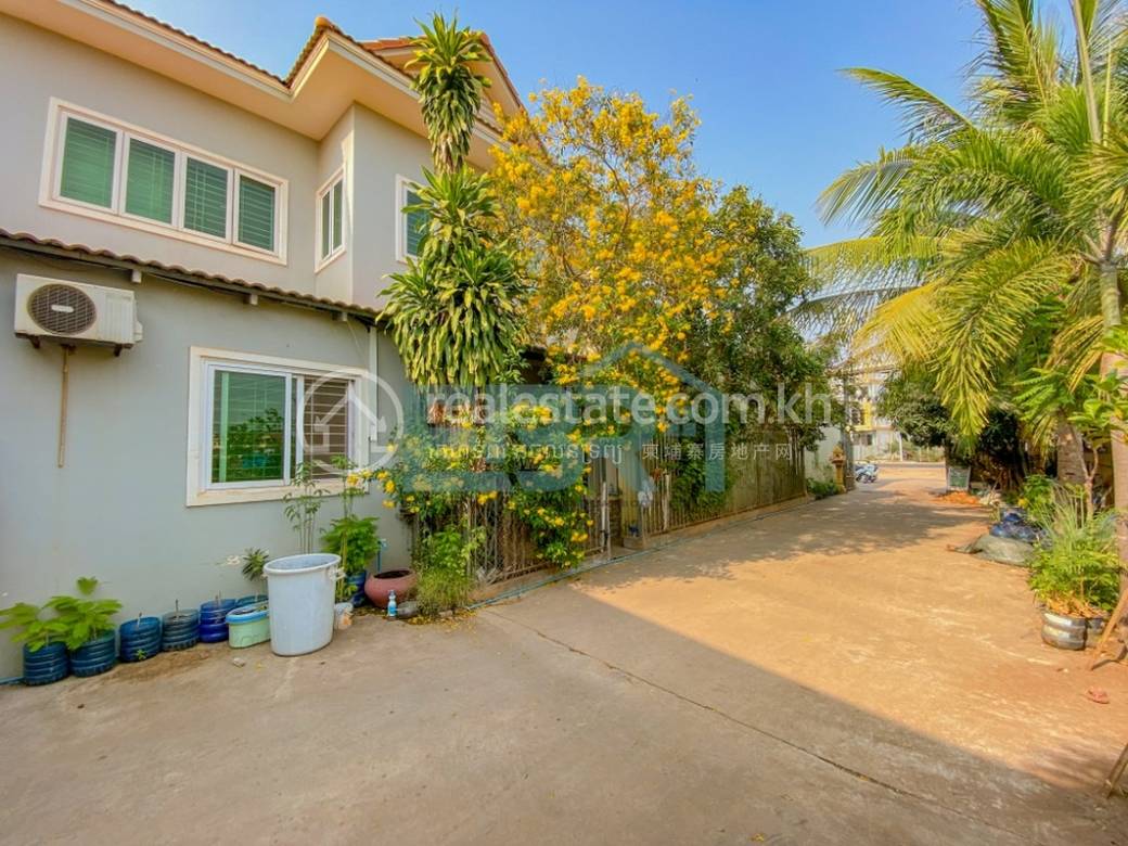 House and lot For Sale in Siem Reap $920,000